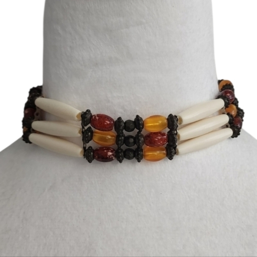 Elegant Cream and Amber Beaded Choker